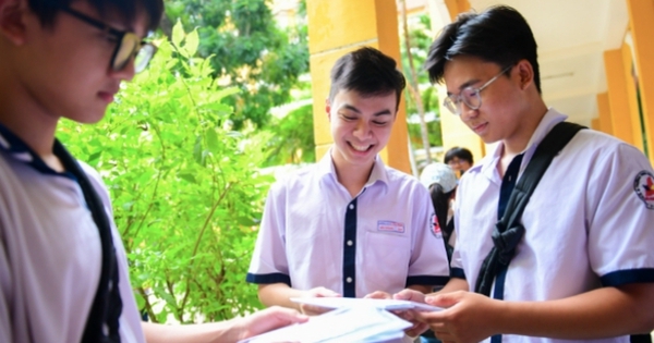 Đạt 16 điểm thi tốt nghiệp mới được xét học bạ, nỗi lo 'hẹp cửa' vào đại học