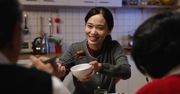 Mẹ dạy con: Dù thân thiết mấy, đến nhà người khác cũng phải tránh 5 hành vi này