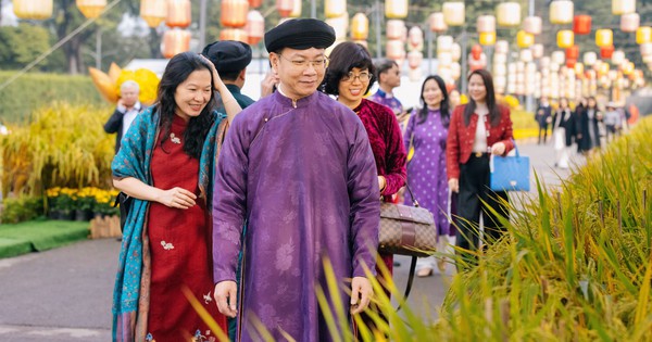 Lần đầu tiên có đường hoa Tết tại Hoàng thành Thăng Long