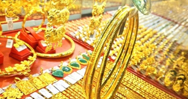 Sau cú bán tháo bất ngờ, giá vàng sẽ đi về đâu?