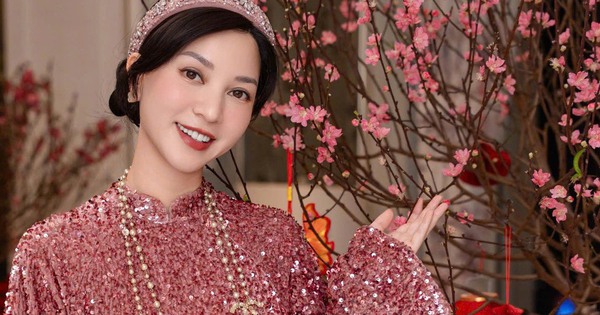 Tại sao ngày Tết người ta thường chưng hoa đào?