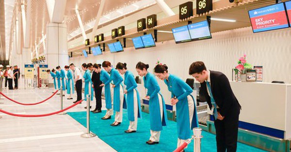 Vietnam Airlines mong được thông cảm