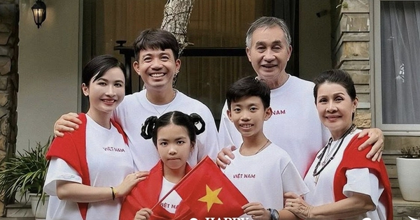 Minh Nhựa khai xuân đăng ảnh đại gia đình, 1 chi tiết về vợ chồng ông trùm Nhựa Long Thành gây chú ý