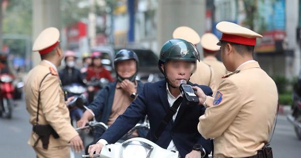 Ra quân mùng 1 Tết, CSGT phát hiện 1.570 trường hợp vi phạm nồng độ cồn