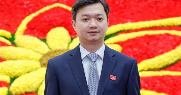 Chân dung 6 Ủy viên Trung ương Đảng khóa XIV dư...