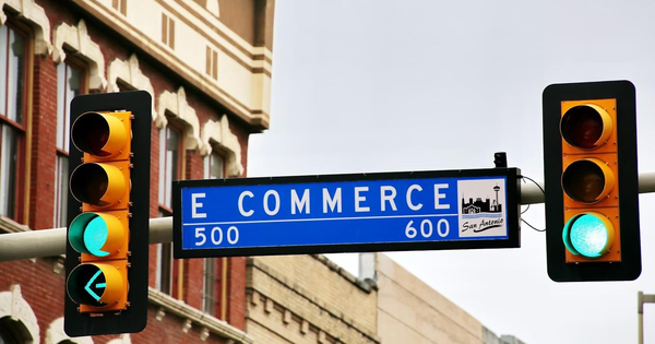 Thị trường TMĐT tăng mạnh, nhưng không phải ai cũng dễ dàng "có quà": Lộ diện nhóm nhà bán hàng chỉ chiếm hơn 2% số lượng lại chiếm tới hơn 30% doanh số