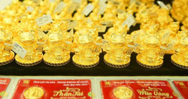 Sát ngày Vía Thần Tài, công an cảnh báo thủ đoạn lừa đảo hoàn toàn mới: Mất tiền không mua được vàng, còn bị rút sạch tiền tài khoản