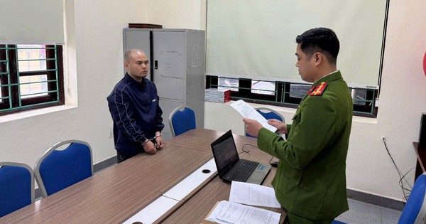 Người đàn ông SN 1996 không nghề nghiệp, vào hỏi mua dây chuyền vàng 5 chỉ giá 85 triệu: Chủ tiệm lập tức báo công an vào chiều mùng 5 Tết