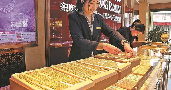 Phát hiện người đàn ông vừa bán vàng lãi đậm 38 tỷ đồng đã lập tức thực hiện hơn 2.000 giao dịch chuyển khoản