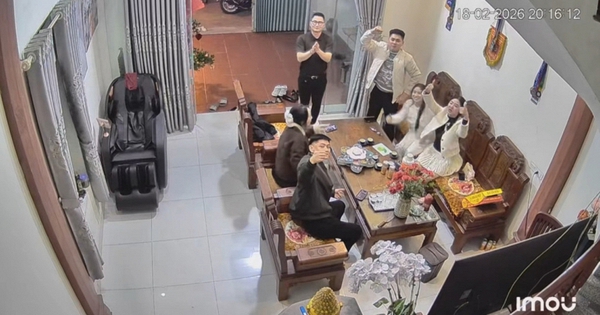 Cô gái 23 tuổi xem camera ở nhà bố mẹ ngày Tết và phát hiện điều bất ngờ