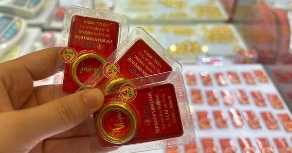 Thủ tướng: Khẩn trương lập sàn giao dịch vàng quốc gia