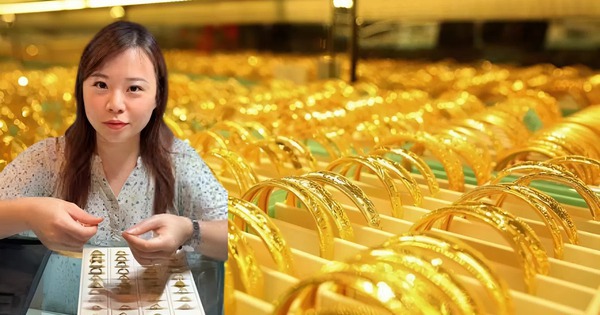 Tôi từng tranh cãi với mẹ vì chuyện mua vàng ngày vía Thần Tài và hiểu ra khoảng cách thế hệ trong cách nhìn tiền bạc