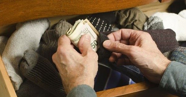 Tết về quê định biếu bố mẹ vợ 57 triệu đồng để mở rộng kinh doanh, bạn làm luật sư nói 1 câu khiến tôi phải thay đổi quyết định