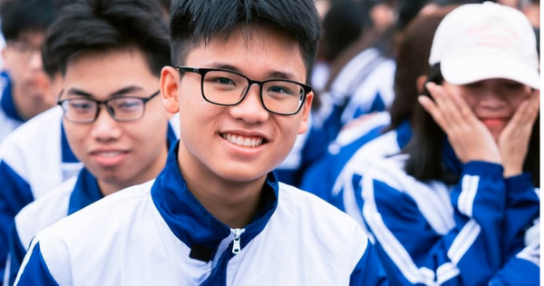 Phía sau điểm số 96,1/100 của tân Thủ khoa kỳ thi đánh giá tư duy Bách khoa