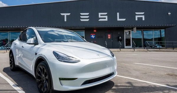Tại quốc gia với 94% xe đăng ký mới là xe điện này, doanh số của hãng xe điện lớn nhất nước Mỹ đã sụt giảm gần 90% ngay đầu năm mới