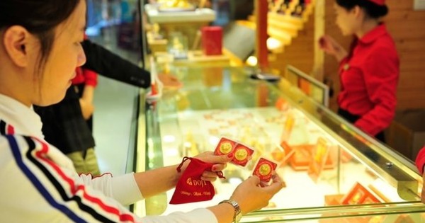 Người mua vàng chú ý: Thủ đoạn lừa đảo cực tinh vi, đã có người mất sạch tiền tiết kiệm