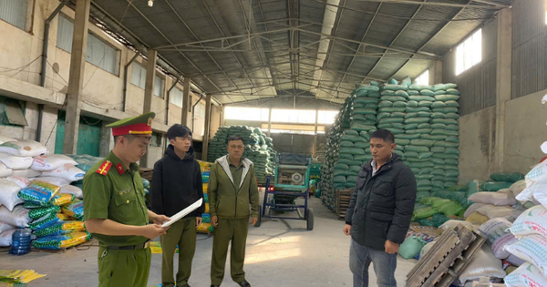 Khám xét khẩn cấp kho sản xuất, bắt Giám đốc Nguyễn Huy Vũ 48 tuổi