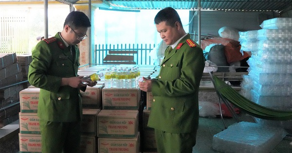 Bắt giữ Lê Thị Lộc chuyên sản xuất hàng giả: Trong nửa năm cung cấp khoảng 60.000 chai giấm chứa toàn axit acetic công nghiệp ra thị trường