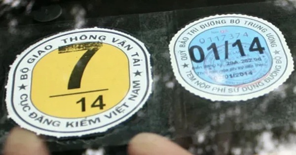 Sắp "hết thời" dán tem đăng kiểm trên kính ô tô?