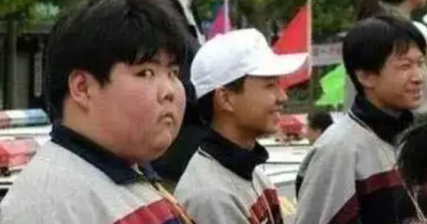 Cuộc đời buồn hiện tại của cậu bé “thánh meme” nổi tiếng Trung Quốc