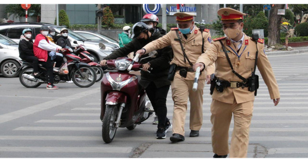 Công an có thông báo quan trọng tới tất cả người dân tham gia giao thông