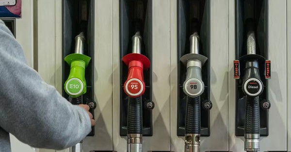 Một loại xăng mới sắp 