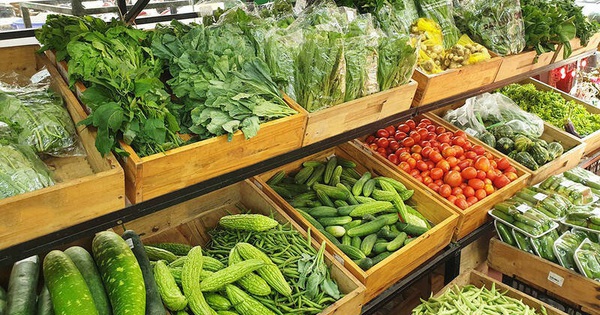 Quầy rau siêu thị nhìn bó nào cũng xanh mơn mởn: Nhân viên tiết lộ 