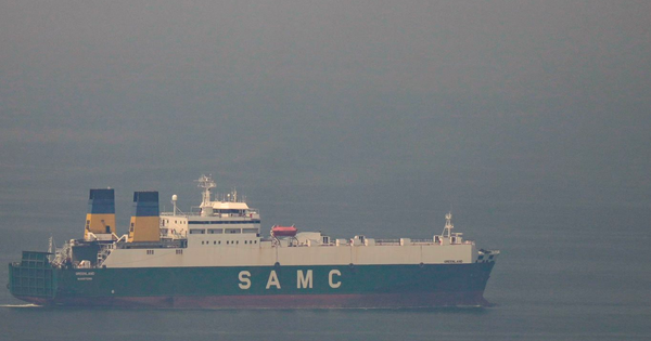 Tổng thống Trump 'nhờ' Trung Quốc hỗ trợ mở cửa Eo biển Hormuz: Bắc Kinh có động thái 'lạ'