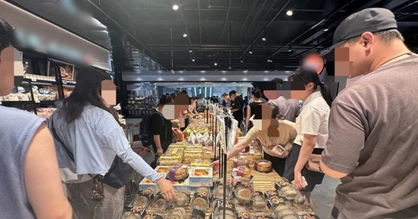 Sau 8h tối, siêu thị là thiên đường: “Không phải ban ngày không mua nổi, mà ban đêm mới thật sự đáng tiền”