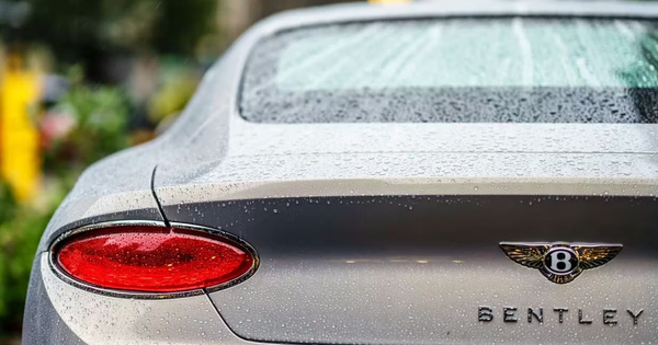 Lợi nhuận bốc hơi 42%, chỉ bán được hơn 10.000 xe, Bentley phải sa thải 6% lao động và tái cấu trúc lộ trình điện hóa