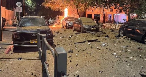 Iran đe dọa 5 nhà máy điện lớn của Israel, nhà sản xuất Vòm Sắt dính đòn?