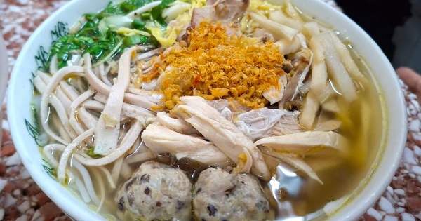 Tại sao gọi là bún thang?