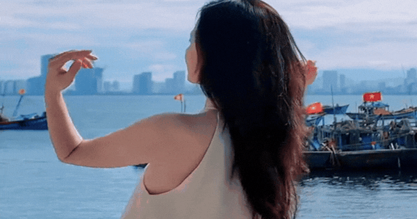 Giảng viên đại học TP.HCM là con dâu tập đoàn danh tiếng: Nhan sắc và tuổi thật chênh lệch đáng kể!