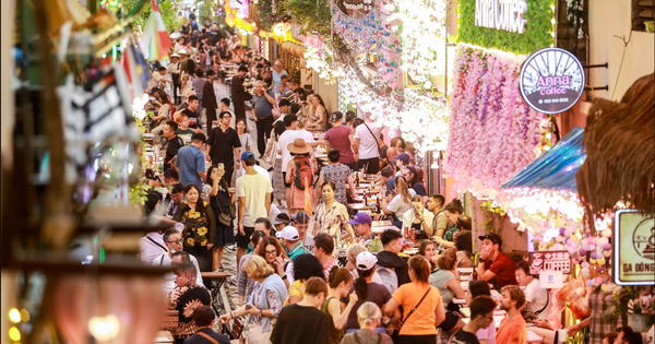 Không phải Bùi Viện, con phố này ở Việt Nam được báo Tây ví ghé đây như 