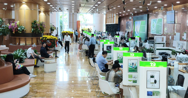 Cân não lãi suất - tỉ giá