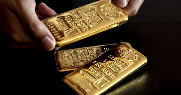 Quỹ vàng lớn nhất thế giới “xả” hàng 5 ngày liên tiếp