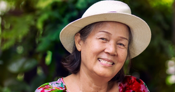 6 tháng thuê nhà góp gạo nghỉ hưu, dưỡng già cùng 3 chị em ruột, cụ bà U70 bật khóc: Tôi thà ở viện dưỡng lão!