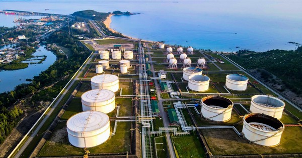 Công ty lọc hóa dầu 3 tỷ USD của Việt Nam công bố không còn đủ điều kiện công ty đại chúng, đối mặt nguy cơ “rời sàn”