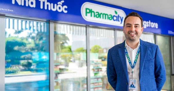 Founder Pharmacity bất ngờ xuất hiện tại một công ty trên sàn đang 