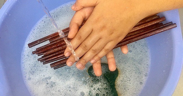 Đũa rửa không sạch bẩn gấp 8 lần bồn cầu! Chuyên gia nhắc: Phải làm 5 việc, đừng cọ cả nắm vào nhau!