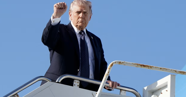 Ông Trump thương tiếc lính Mỹ tử trận, chiến dịch tấn công Iran có thể dài 4 tuần