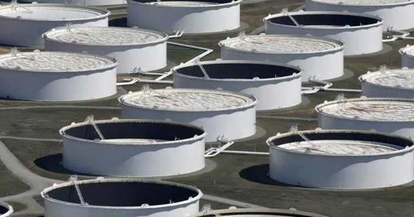 IEA kêu gọi người dân toàn cầu chỉ đi làm 3 ngày/tuần