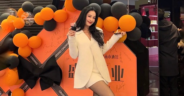 Chi Pu nhượng lại nhà hàng phở Việt ở Thượng Hải