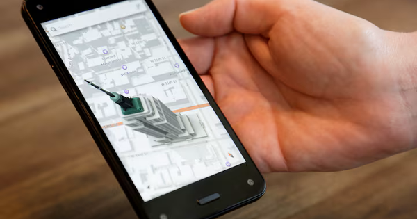 Công nghệ 21/3: Amazon quay lại với smartphone, Microsoft tinh gọn Copilot