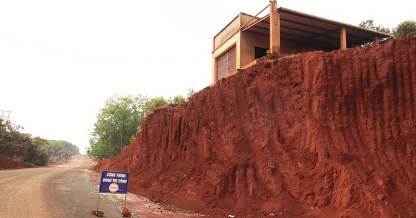 Sau khi báo chí phản ánh, Chủ tịch UBND tỉnh Đồng Nai chỉ đạo làm rõ việc nhiều nhà dân “treo cao”