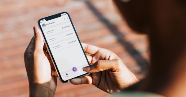 Tài khoản báo biến động số dư +40.000.000 đồng, người phụ nữ SN 1999 liền trình báo công an xã, xác minh thông tin người chuyển khoản