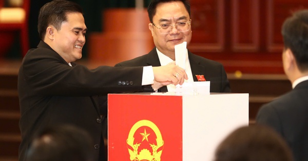 Các Phó Chủ tịch và Trưởng các Ban HĐND TPHCM nhiệm kỳ mới