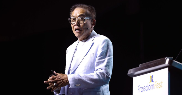 Tác giả ‘Cha giàu, cha nghèo’ cảnh báo siêu lạm phát sắp bào mòn ví tiền, chọn ngay 3 loại tài sản để ‘giữ của’ lâu dài