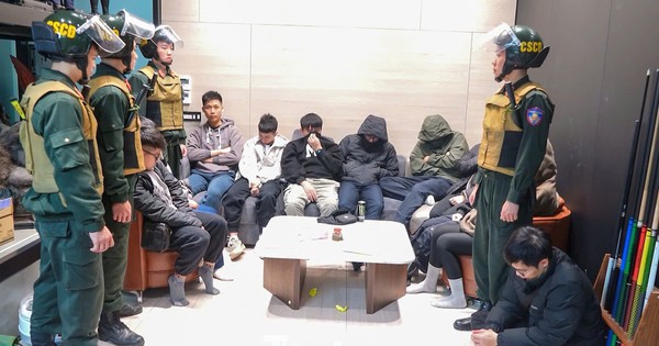 Kịch tính như phim hình sự: Video trực tiếp A50 đột kích 