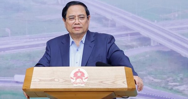 Chậm giải phóng mặt bằng và phê duyệt chủ trương đầu tư một số dự án, loạt địa phương bị 'bêu tên' trong cuộc họp với Thủ tướng